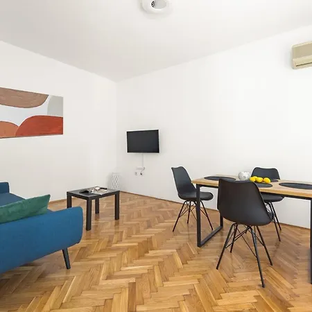 Apartment Suhi Brod