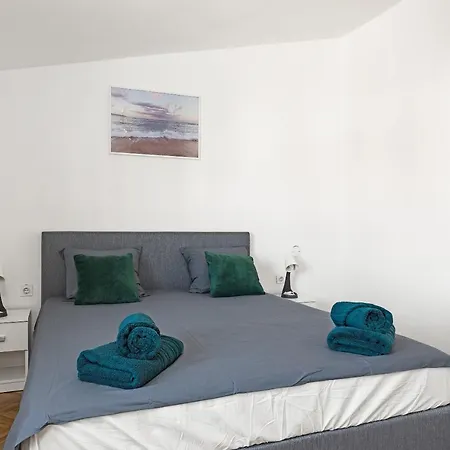 Suhi Brod Apartment Medulin
