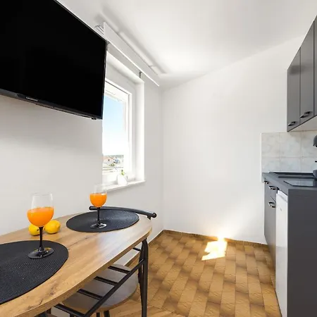 Apartment Suhi Brod